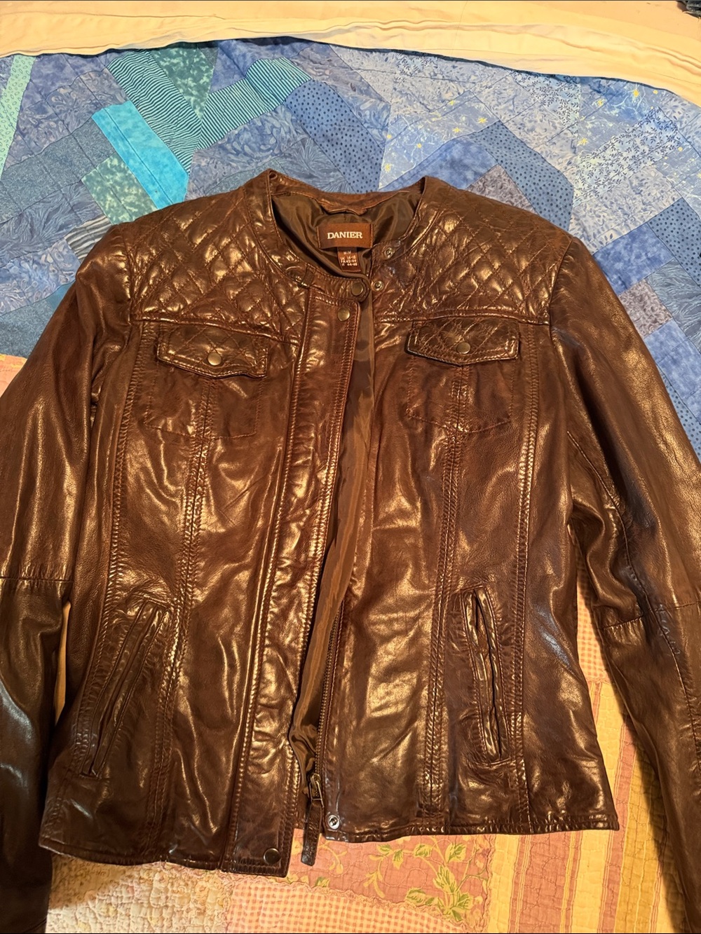 Danier Men's Dark Brown Quilted Leather Bomber Jacket